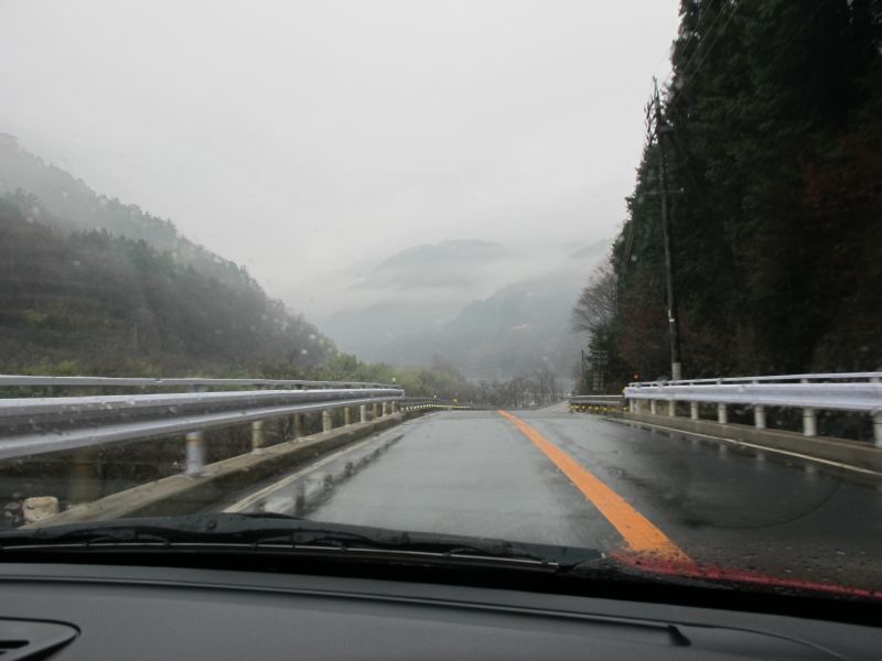 雪霧と多気筒エンジン_f0076731_13124181.jpg