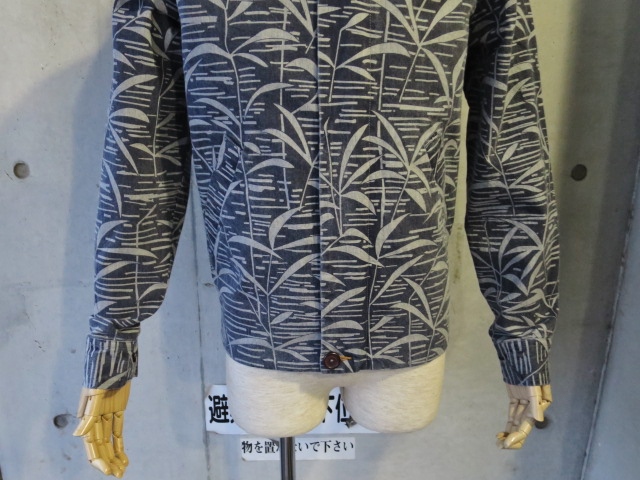 花見JKT・其の③ Universal Works ・・・ 抜染BOMBER JACKET!★!_d0152280_21582967.jpg