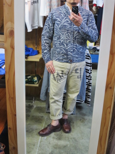 花見JKT・其の③ Universal Works ・・・ 抜染BOMBER JACKET!★!_d0152280_220494.jpg