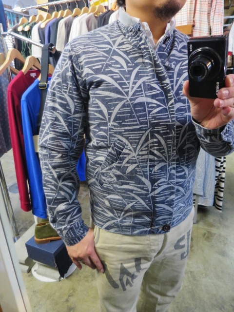 花見JKT・其の③ Universal Works ・・・ 抜染BOMBER JACKET!★!_d0152280_2205662.jpg