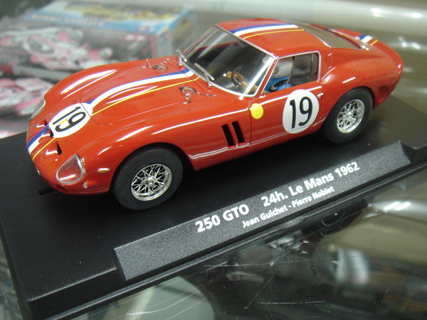 FLY 1/32 ｽﾛｯﾄｶｰ 88333 ◇ FERRARI 250 GTO 500 Km Spa 1965 半