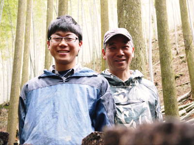 原木しいたけ コマ打ち作業2015 その1_a0254656_18361917.jpg