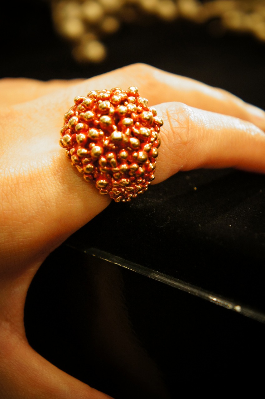ダニエラデマルキ peacock ring_b0115615_20364165.jpg