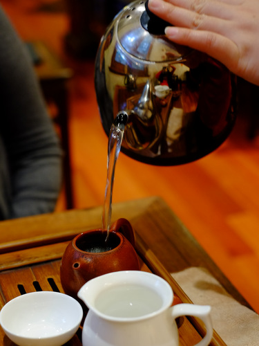 「香港・湾仔 楽茶軒の中国茶と快楽餅店のふわふわシフォン」_a0000029_21253140.jpg
