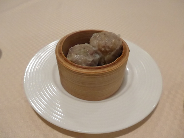 横浜「崎陽軒本店 中国料理 嘉宮」へ行く。_f0232060_11581937.jpg