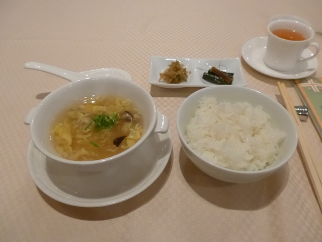 横浜「崎陽軒本店 中国料理 嘉宮」へ行く。_f0232060_12203339.jpg