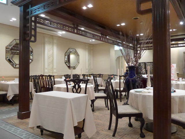横浜「崎陽軒本店 中国料理 嘉宮」へ行く。_f0232060_1254051.jpg