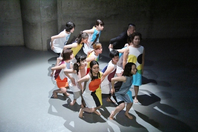 37人が熱演した「ダンス専科」公演終わる_d0178431_156644.jpg