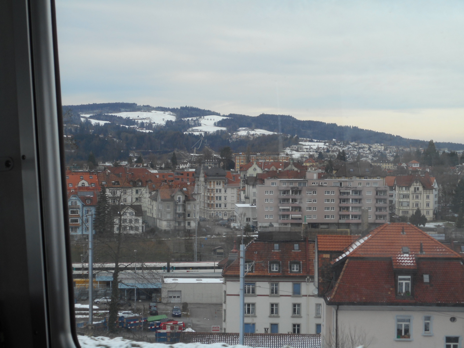 スイス：アッペンツェル鉄道＋アッペンツェル（ランツゲマインデ）_f0163873_22400672.jpg