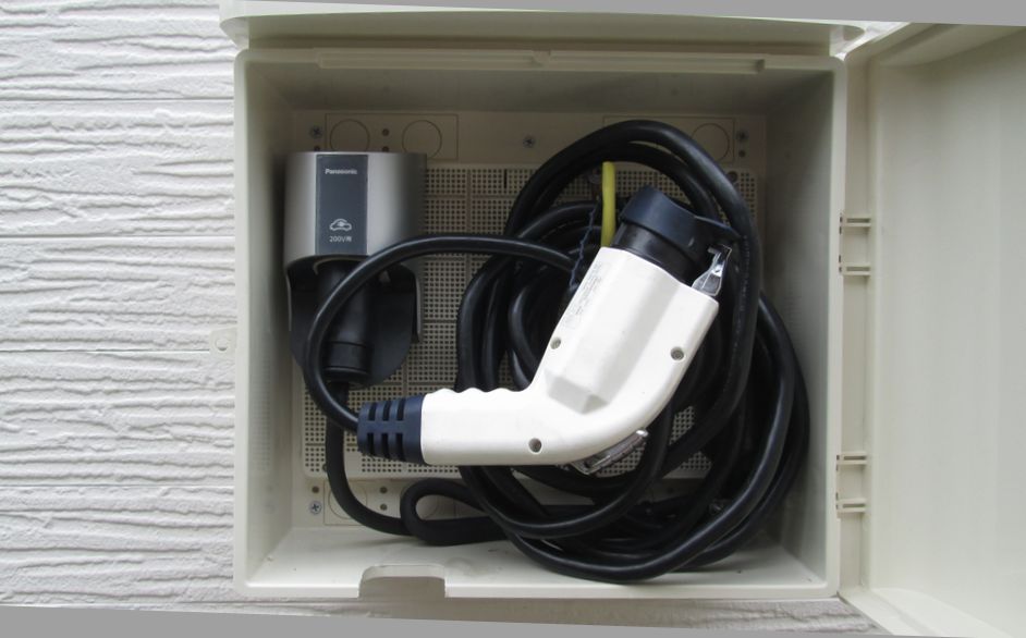 電気自動車充電用コンセントタイマー制御工事 広島発 電気屋さんのブログです