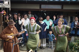ハクトヤ「5周年」記念ライブ ♫カランコロン♪のお知らせ_f0226293_7424816.jpg