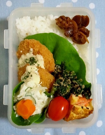 サラ弁＆お嬢の夢応援弁当。。。イカフライ弁当_a0211008_1244533.jpg