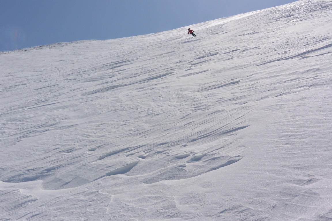 2015年4月　「北海道のてっぺんから滑り降りる、大雪旭岳」\"Ski from the top of Hokkaido\"_c0219616_16333626.jpg