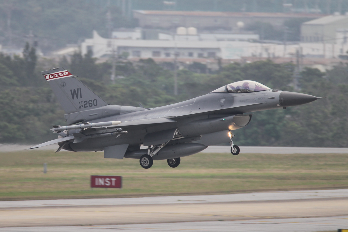 F-16_e0198461_2351298.jpg