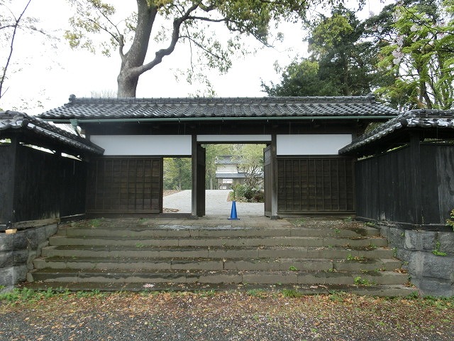 吉原公園再整備に合わせ、「富士山東泉院」の利活用にどう取り組むかが急務_f0141310_7502958.jpg