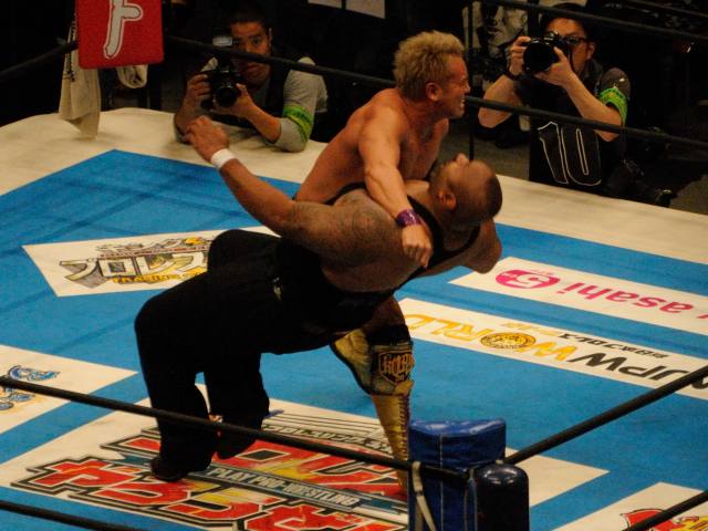 新日本プロレス「INVASION ATTACK 2015」@両国国技館_b0000829_12161221.jpg