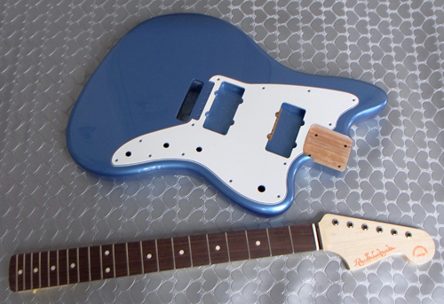「Surf Blue MetallicのPsychomaster」の塗装が完了!_e0053731_17131556.jpg