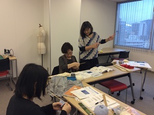 編み物&ペイントふたつ_c0357605_11404834.jpg