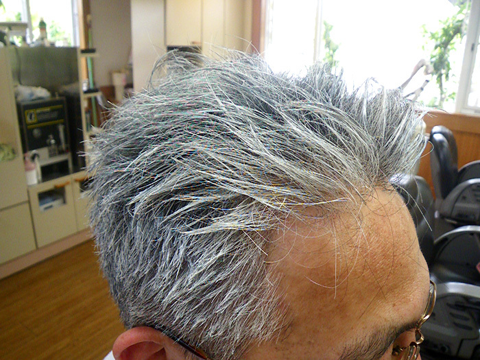 シルバーヘアーが似合う Hair Produce Tiare シルバーヘアーが似合う Hair Produce Tiare