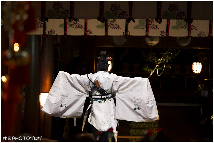 雨の桃花祭神事_f0234453_2372797.jpg