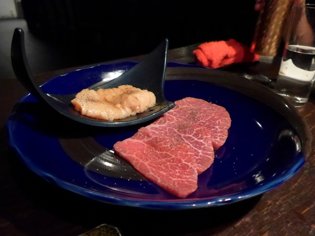西麻布「牛牛 西麻布総本店」へ行く。_f0232060_12184080.jpg