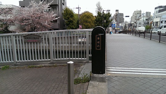 e0020682_036342.jpg