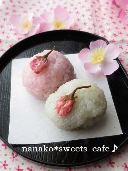 紅白桜餅♪_d0147030_2204816.jpg