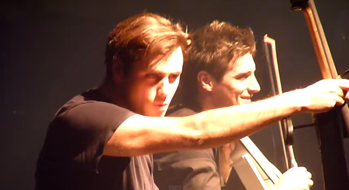 ルカ里帰り #2CELLOS _b0064176_2314987.png