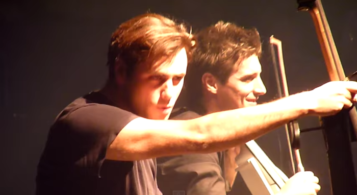 ルカ里帰り　#2CELLOS _b0064176_2314987.png