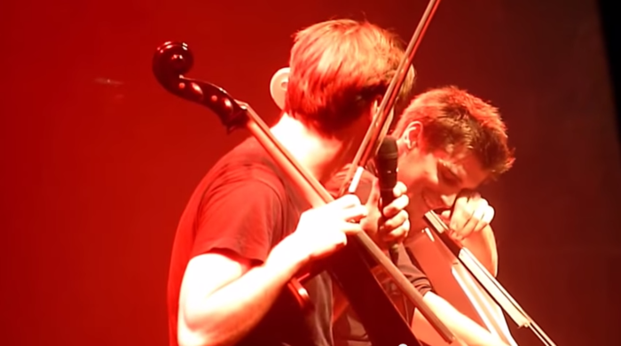 ルカ里帰り #2CELLOS _b0064176_2347252.png