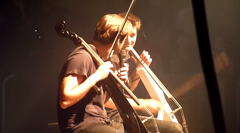ルカ里帰り #2CELLOS _b0064176_2365328.png