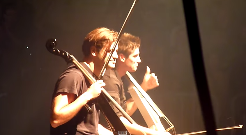 ルカ里帰り #2CELLOS _b0064176_2394113.png