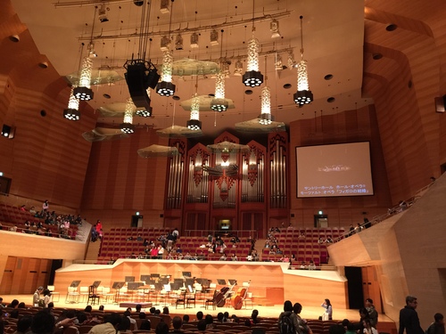 d0054704_13533.jpg