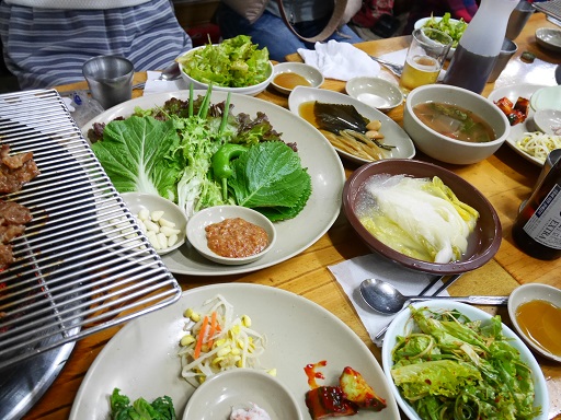 2015　桜色の大邱　⑧庶民カルビ（서민갈비）で美味しい焼肉_a0140305_2451410.jpg