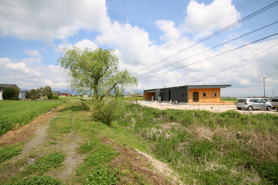 「Forest Barn FLAT＋Garage／神埼の家」完成見学会でした！_e0029115_1435184.jpg