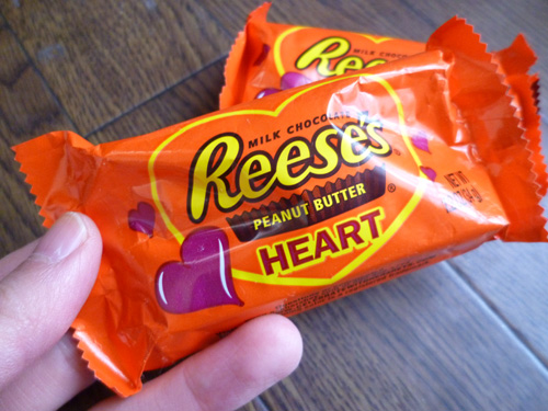 Reese\'s Peanut Butter Cups HEART_c0152767_2340656.jpg