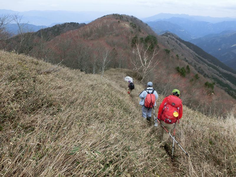 矢筈山～石堂山～白滝山～石堂神社　周遊　　徳島県_b0124306_23083301.jpg