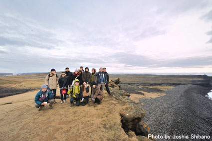 アイスランド・エアウエイブス・ツアー最終日はシガーロスの絶壁、ムームとの食事会！_c0003620_21502680.jpg