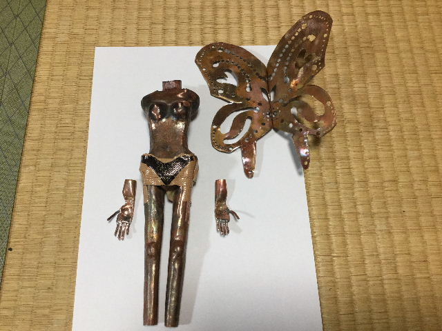 午後からの創作活動_f0031037_196821.jpg