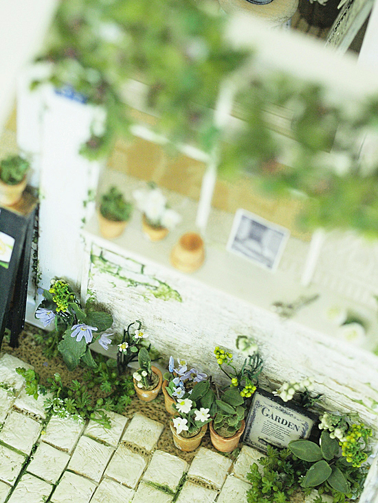 miniature* Garden kitchen　と、桜_e0172847_08581657.jpg