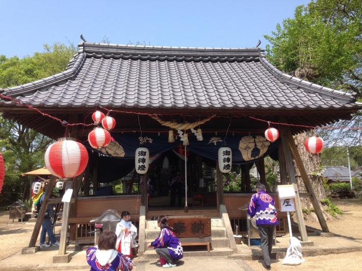 春の例大祭 昼神楽♪_b0115751_20375124.jpg