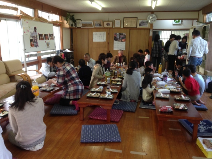 春の例大祭 昼神楽♪_b0115751_20380403.jpg