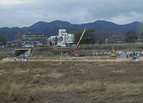 ●嵐山中ノ島復旧、その54(桂川左岸)_d0053294_1413995.jpg