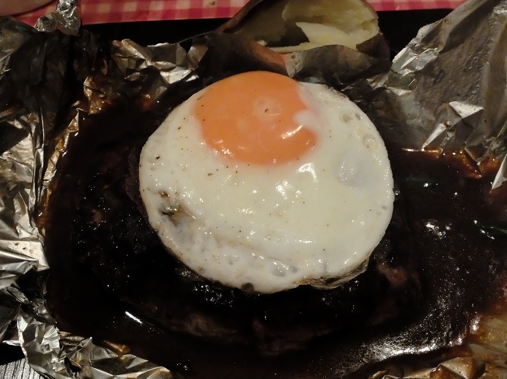 アイダ　ハンバーグ_f0050534_22092533.jpg