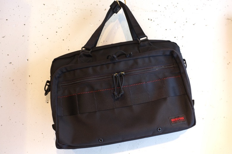 BRIEFING NEO TRI MOON・TRIPOD・EUCLID BRIEF : Dude Ranch blog