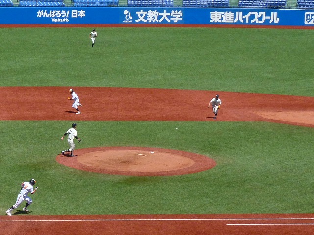 國學院大対拓殖大 4月15日 東都大学野球1部 前半 _b0166128_1441286.jpg