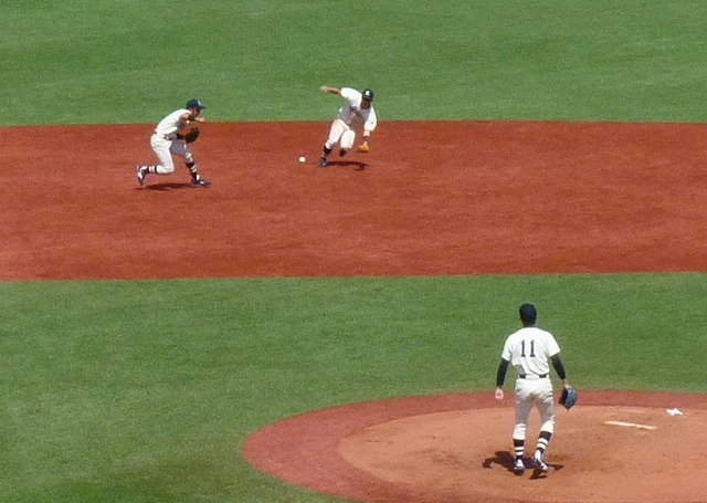 國學院大対拓殖大 4月15日 東都大学野球1部 前半 _b0166128_15192962.jpg