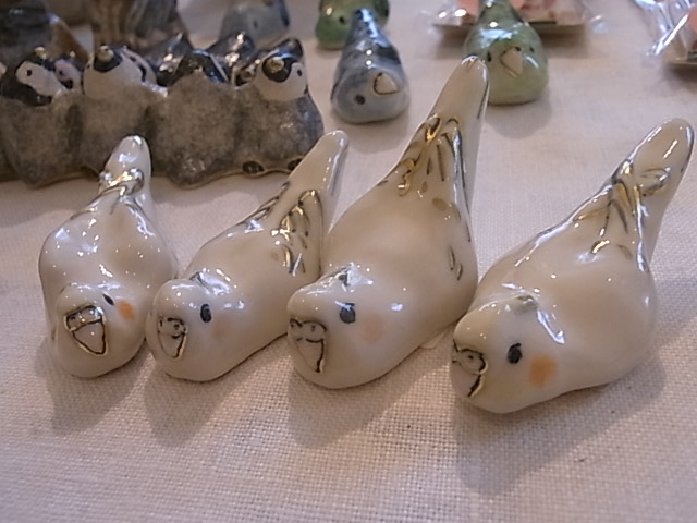 鳥展、セキセイインコ・オカメインコたっぷりご紹介、常設新作と松岡文個展_d0322493_1544259.jpg