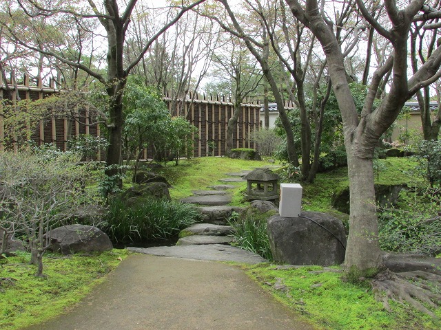 姫路城の好古園を散策 (その2)_e0321325_174180.jpg