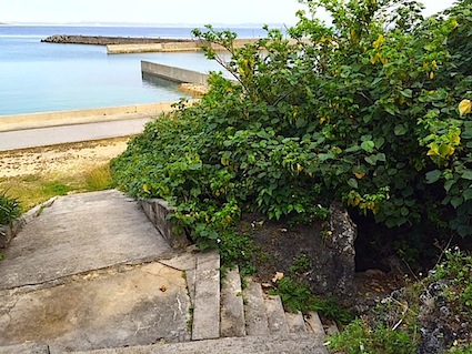 ７つの首の蛇 3⃣ 久高島「七川巡り」_a0300530_7202975.jpg